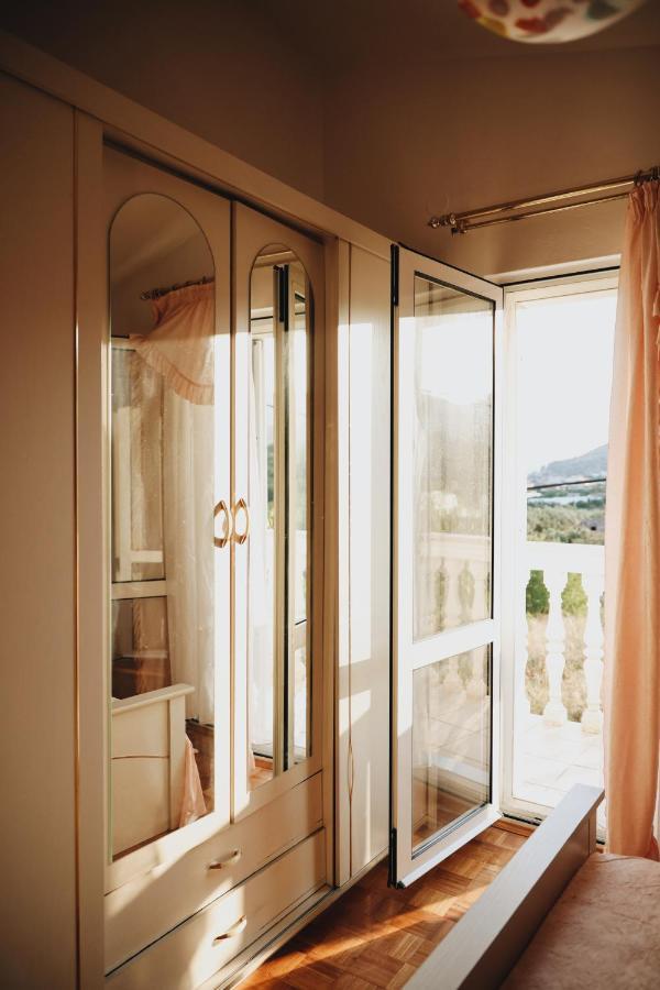 Apartment Blanka With A Beautiful View Of Трогир Экстерьер фото