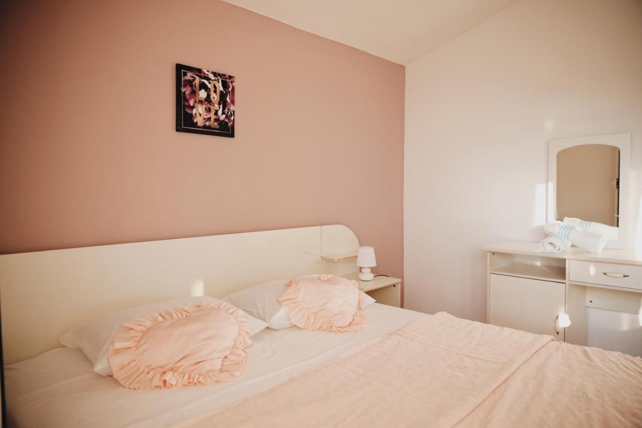 Apartment Blanka With A Beautiful View Of Трогир Экстерьер фото